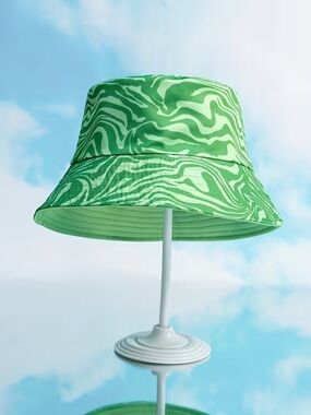 Green Swirl Festival Bucket Hat | Y2K Retro Summer Vibes